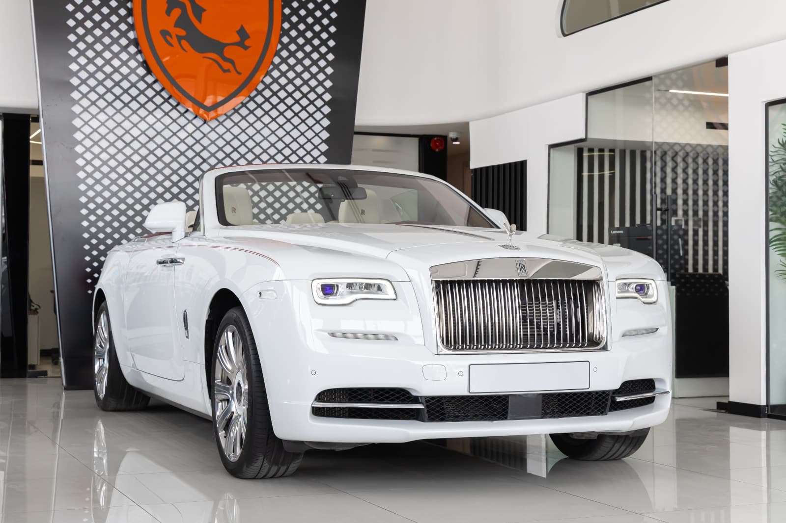 Rolls-Royce Dawn